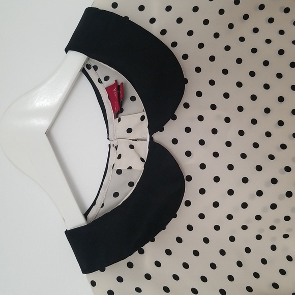 Merona Blue and White Polka Dots Peter Pan Collar Short Sleeves Top - Picture 4 of 6